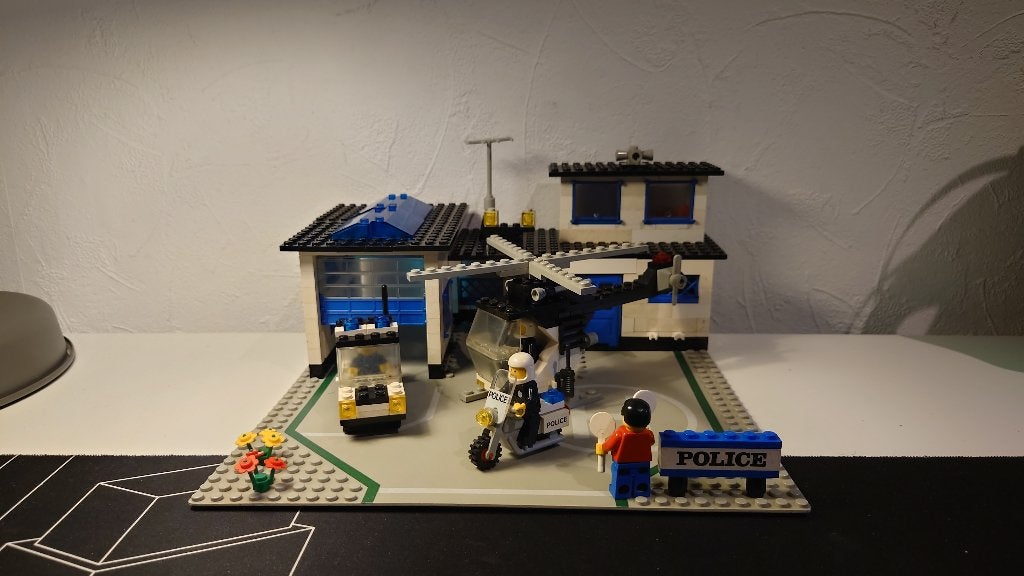 Lego Town 6384 Police Station, Kinderen en Baby's, Speelgoed | Duplo en Lego, Gebruikt, Lego, Compleet, Ophalen of Verzenden