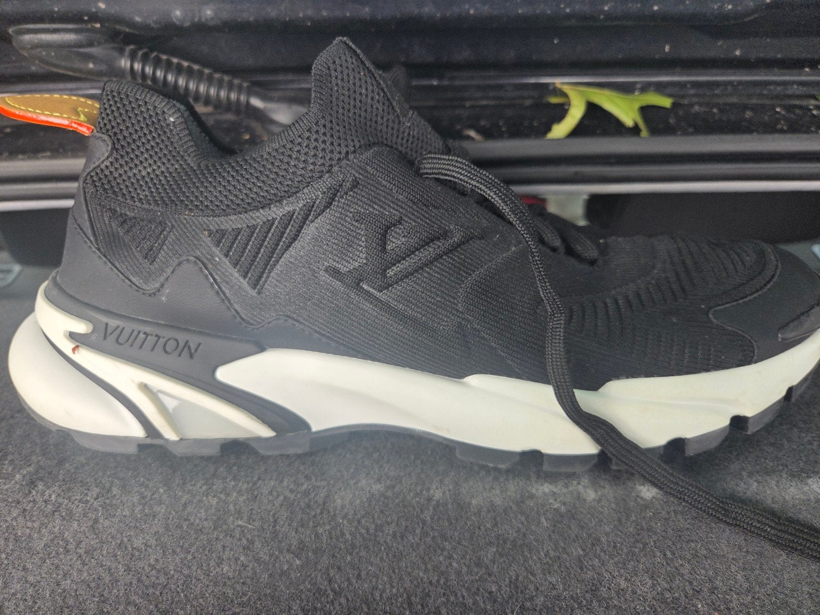 Louis Vuitton Sneakers Zwart - Maat 46, Kleding | Heren, Schoenen, Zwart, Ophalen of Verzenden, Louis Vuitton, Sneakers of Gympen