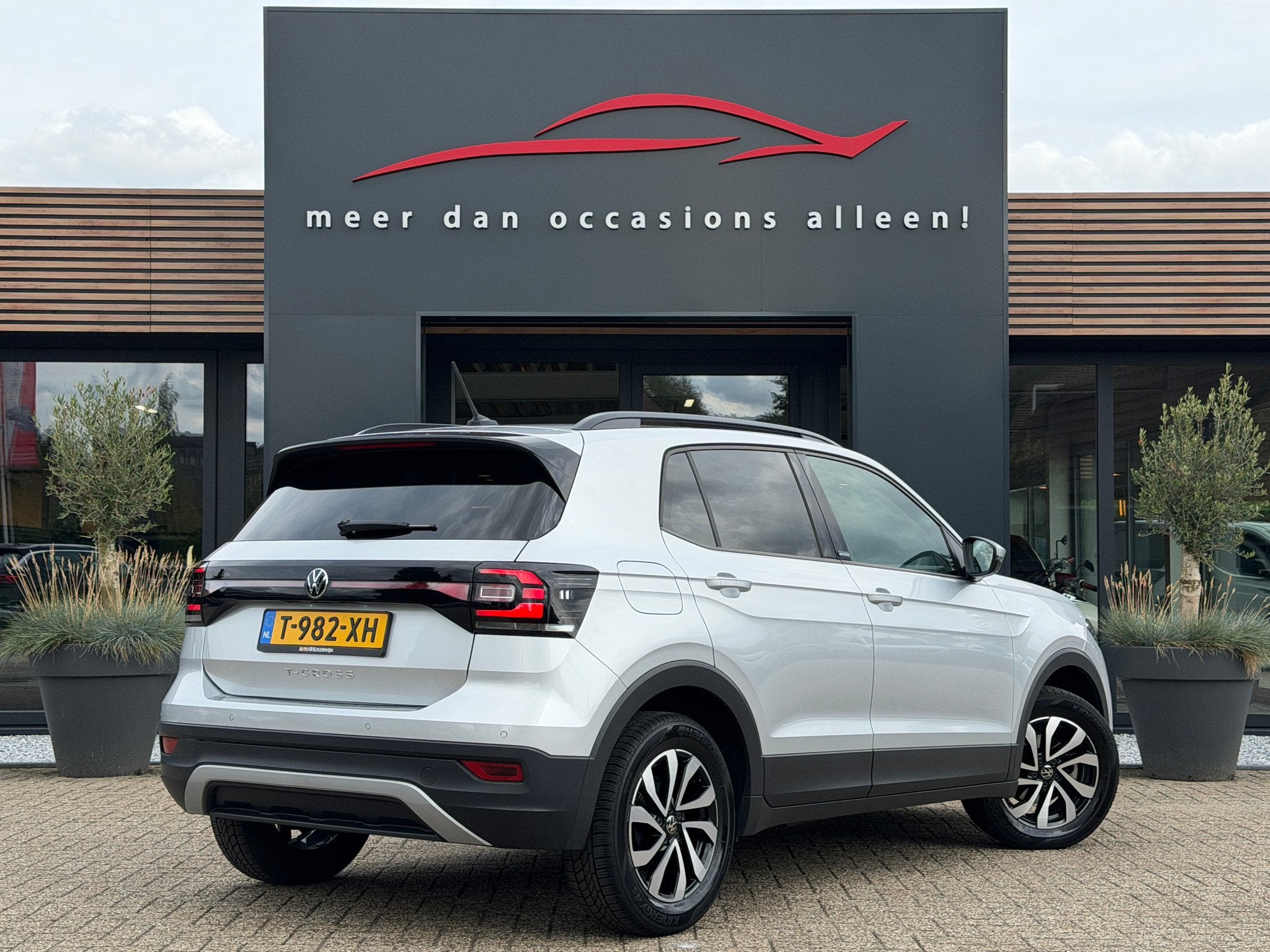 Volkswagen T-Cross 1.0 TSI Active Ecc-Pdc-Acc-Navi, Auto's, Voorwielaandrijving, T-Cross, Gebruikt, 95 pk