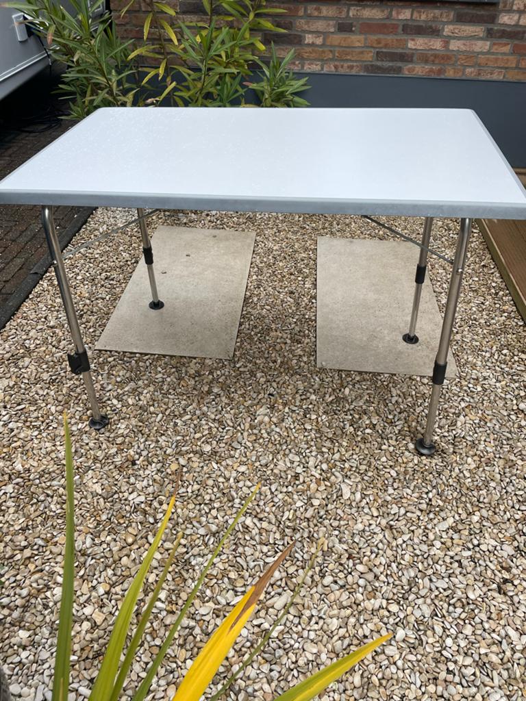 Dukdalf Campingtafel 114x70 cm - Inklapbaar en Verstelbaar, Ophalen, Gebruikt, Campingtafel
