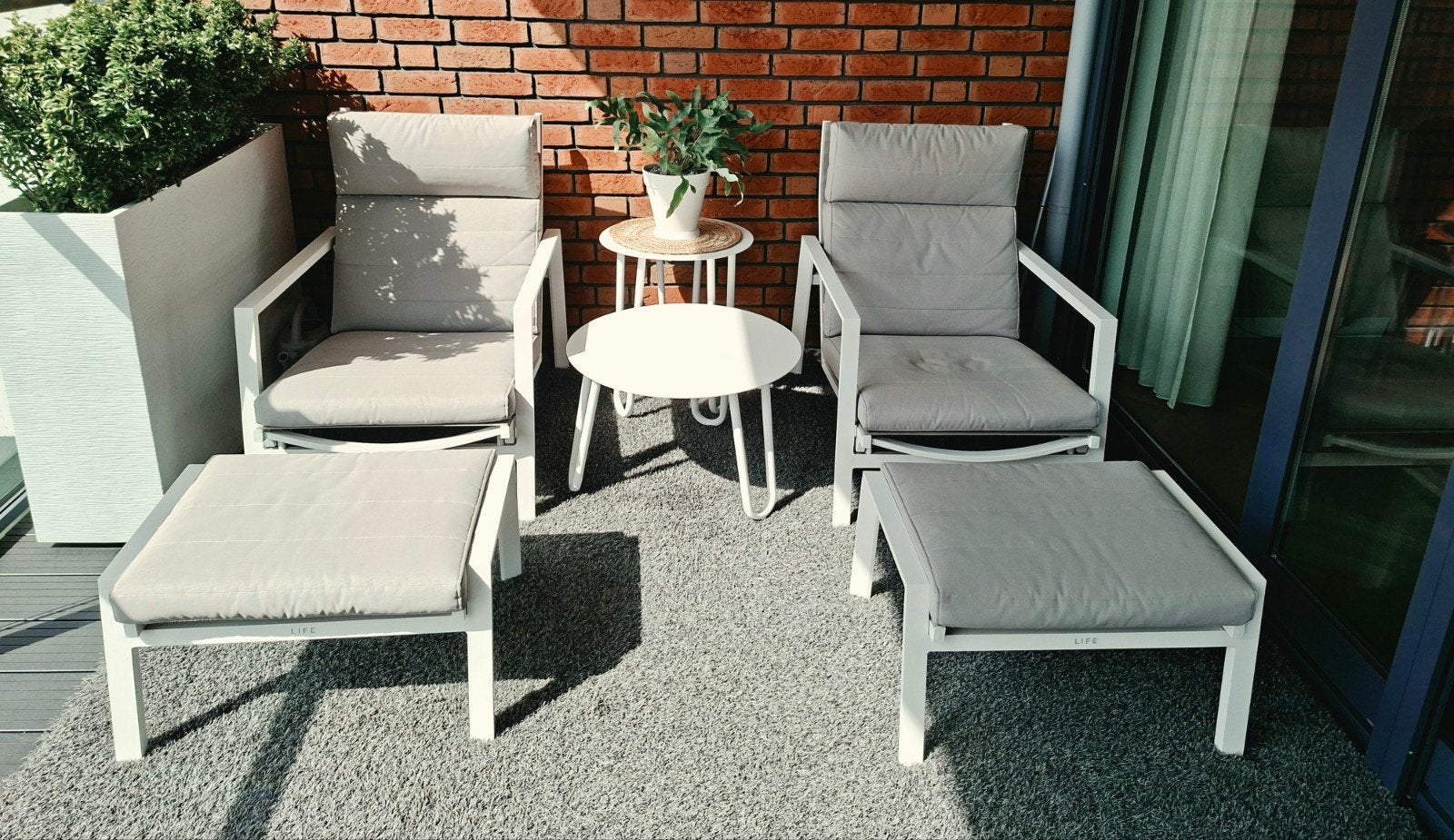 Complete tuinset merk Life, Ophalen, Overige materialen, Eettafel, 2 zitplaatsen