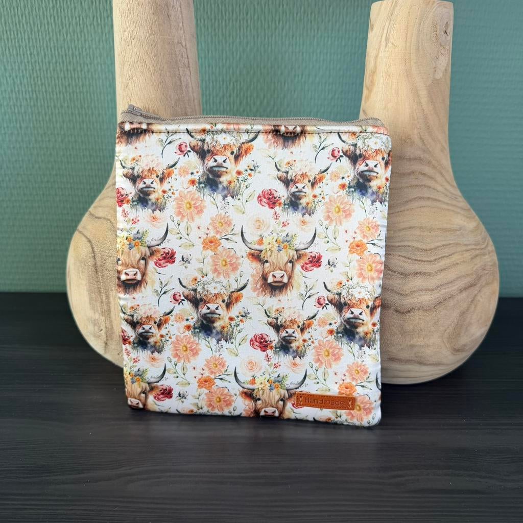 Kobo Clara hoes/sleeve, Computers en Software, E-readers, Ophalen of Verzenden, Nieuw, 6 inch of minder