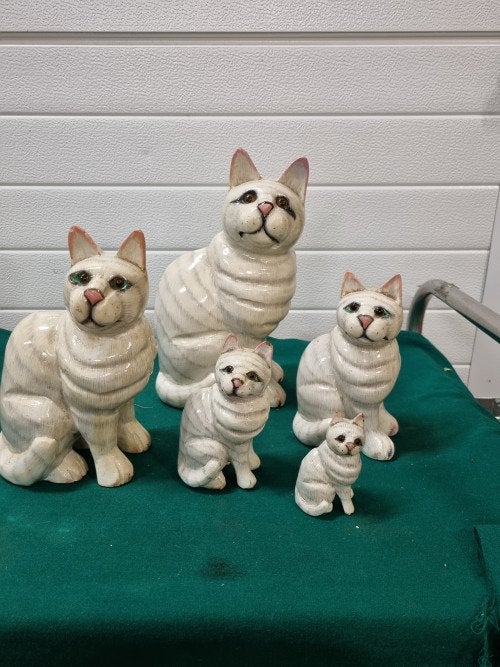 houten poezen katten beelden vijf stuks, Ophalen of Verzenden
