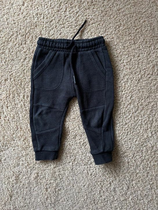 Hema Zwarte Joggingbroek Maat 80, Ophalen of Verzenden, Zo goed als nieuw, Jongetje