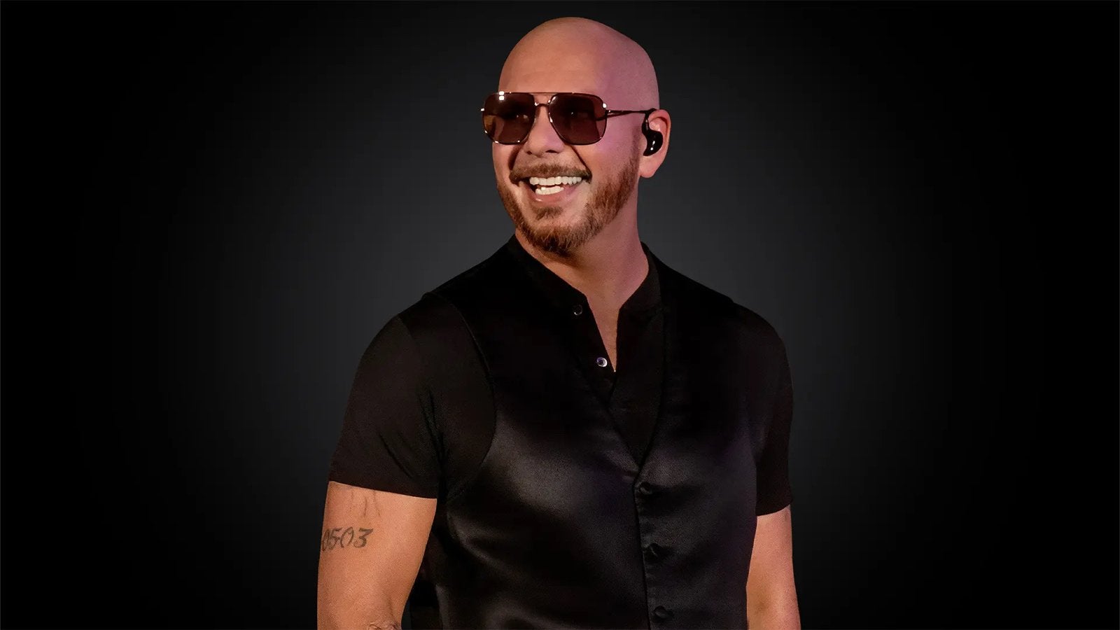 Pitbull - i’m back golden circle, Eén persoon, Juni
