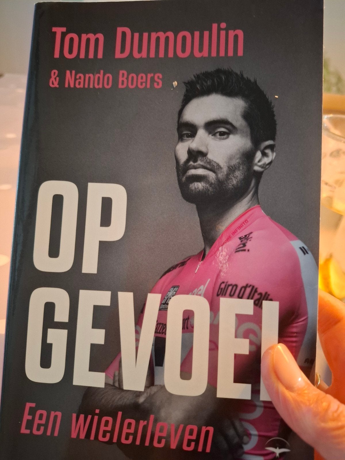 Tom Dumoulin & Nando Boers - Op Gevoel: Een Wielerleven, Ophalen of Verzenden, Zo goed als nieuw, Tom Dumoulin & Nando Boers, Lopen en Fietsen