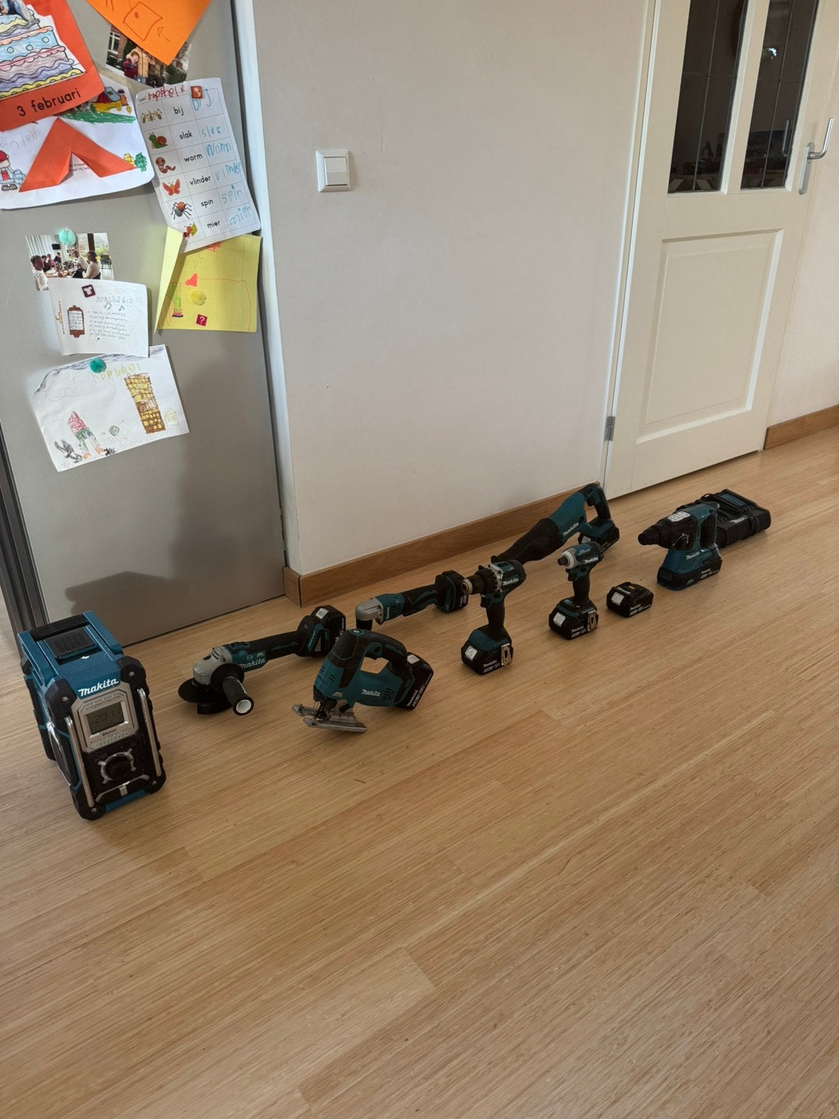 Hele grote makita combiset, Ophalen of Verzenden, Zo goed als nieuw, Boor- en Schroefmachine