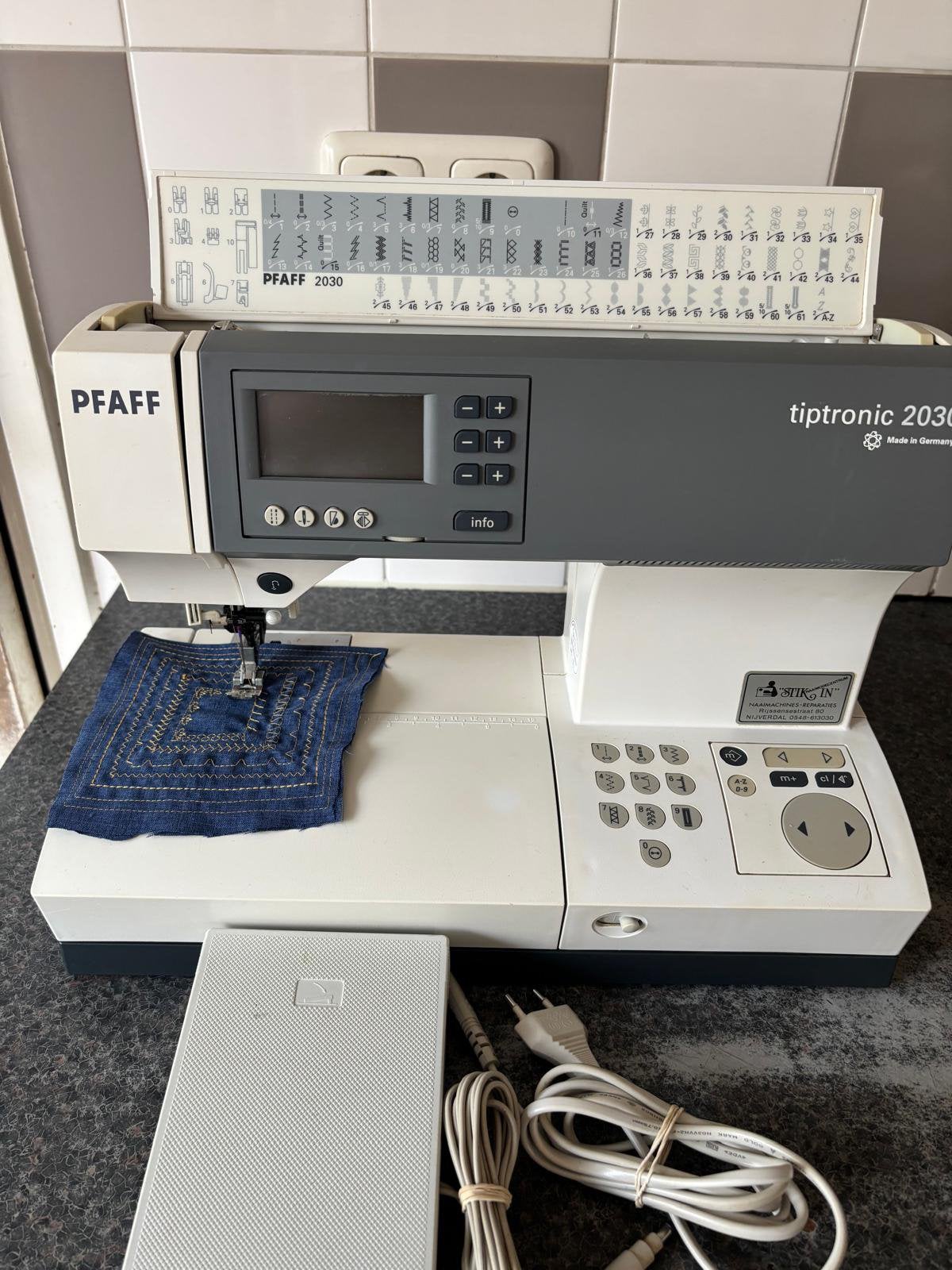Naaimachine Pfaff, Hobby en Vrije tijd, Naaimachines en Toebehoren, Pfaff, Ophalen of Verzenden, Industrieel, Naaimachine