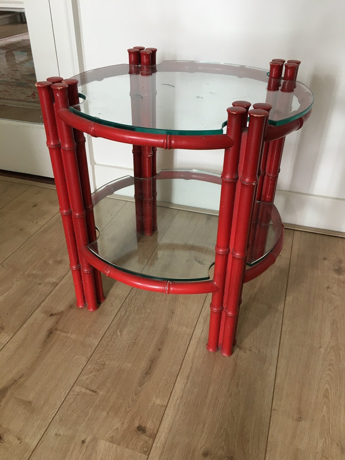 Faux bamboe tafeltje, Minder dan 55 cm, Rond, Zo goed als nieuw, Ophalen