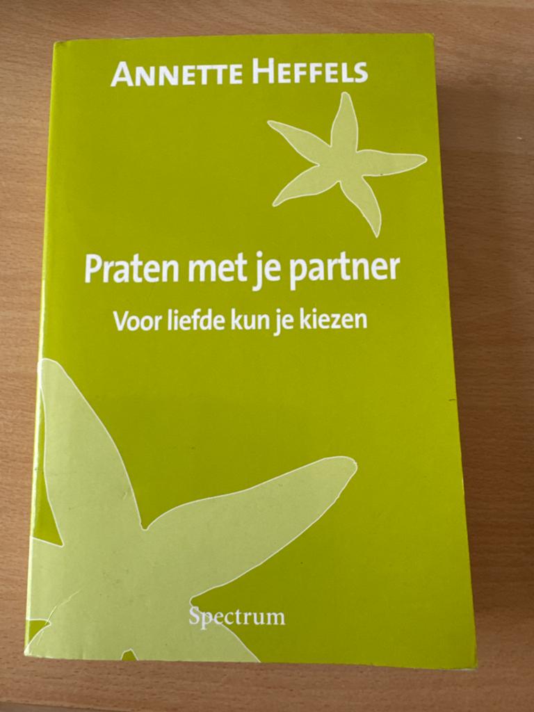 Praten met je partner - Annette Heffels, Ophalen of Verzenden, Gelezen