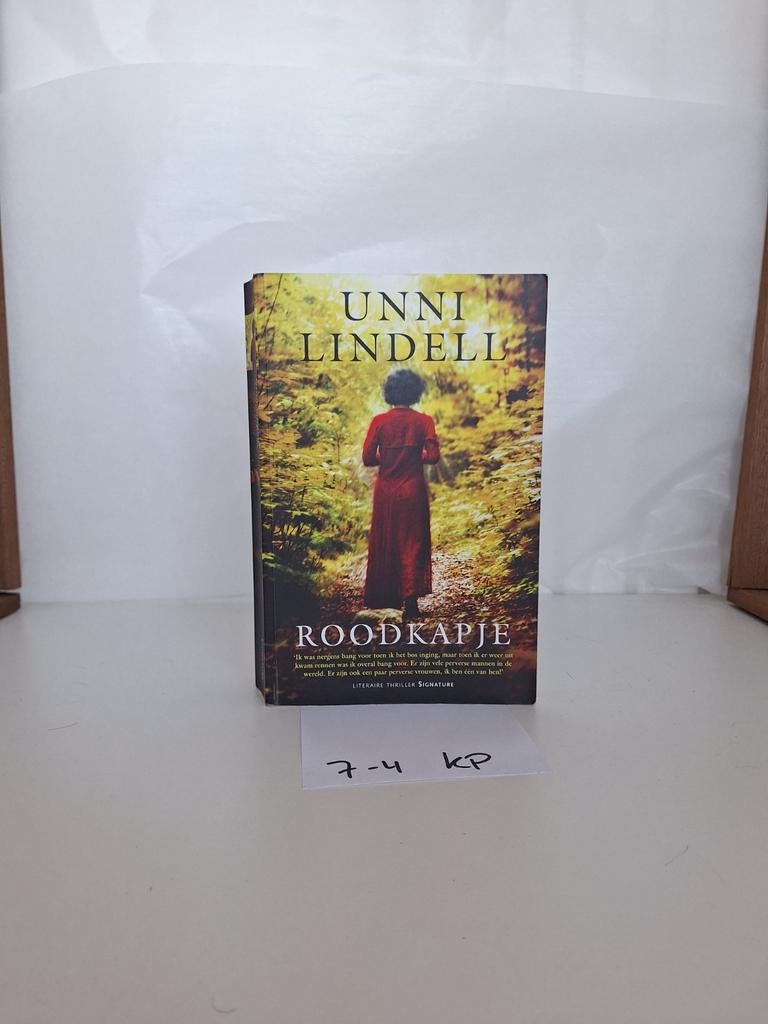 Boek Unni Lindell - Roodkapje, Ophalen of Verzenden