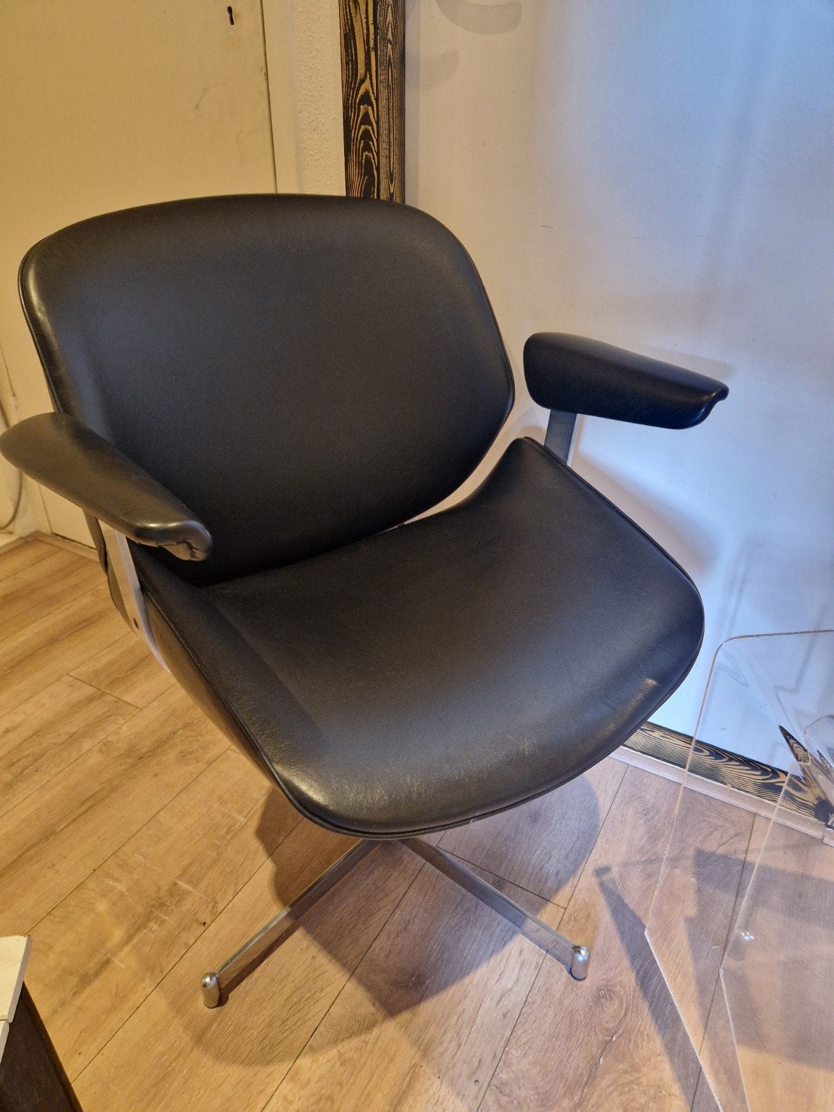 Artifort Exquis Lounge Chair Door Geoffrey Hartcourt, Ophalen