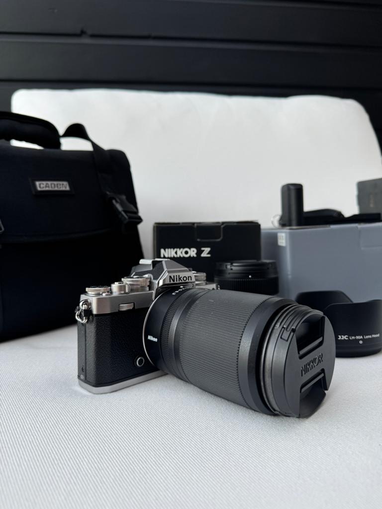 Nikon Zfc systeemcamera met toebehoren zo goed als nieuw, Ophalen of Verzenden, Zo goed als nieuw, Nikon, Geen optische zoom