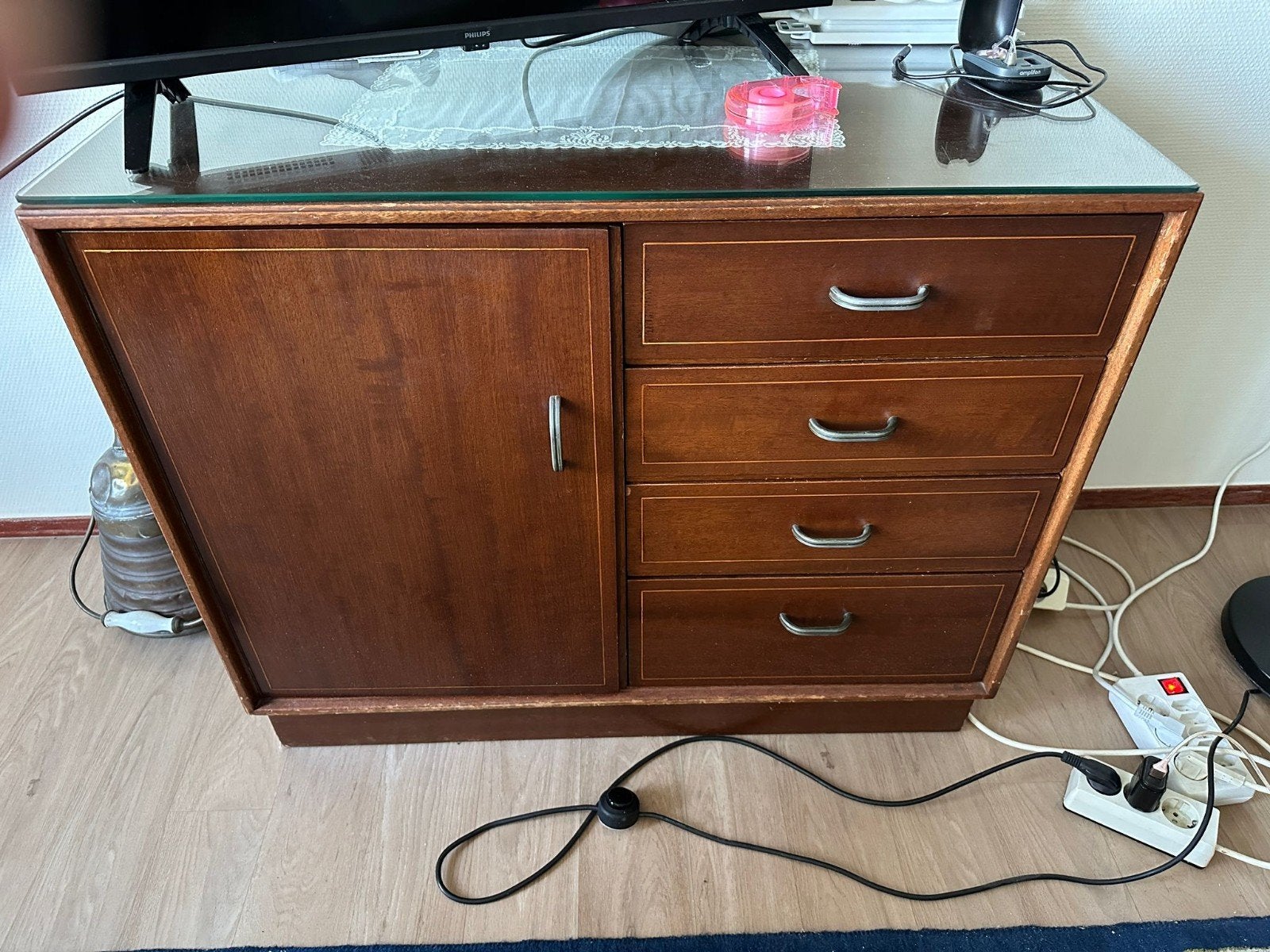 GRATIS handig kastje, gefineerd in goede staat, Ophalen, 25 tot 50 cm, 50 tot 100 cm