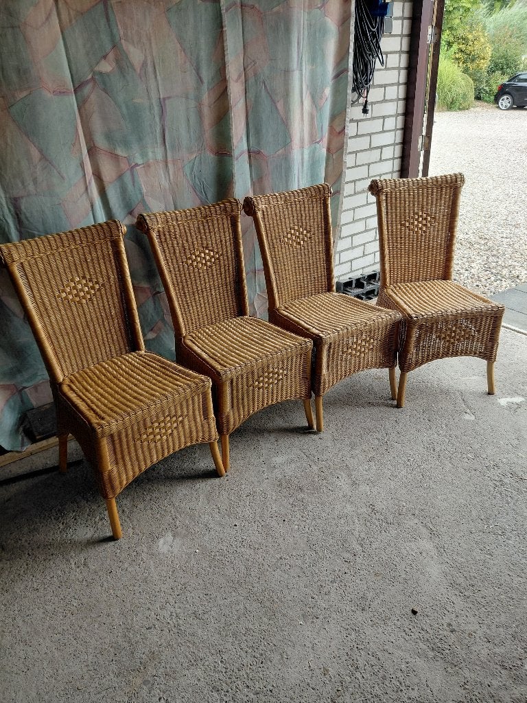stoel, Ophalen, Bruin, Riet of Rotan, Zo goed als nieuw