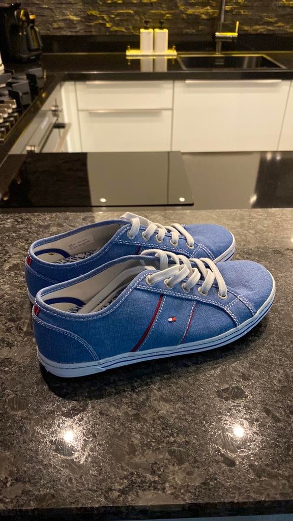 Tommy Hilfiger schoenen, Ophalen of Verzenden, Zo goed als nieuw, Jongen, Schoenen