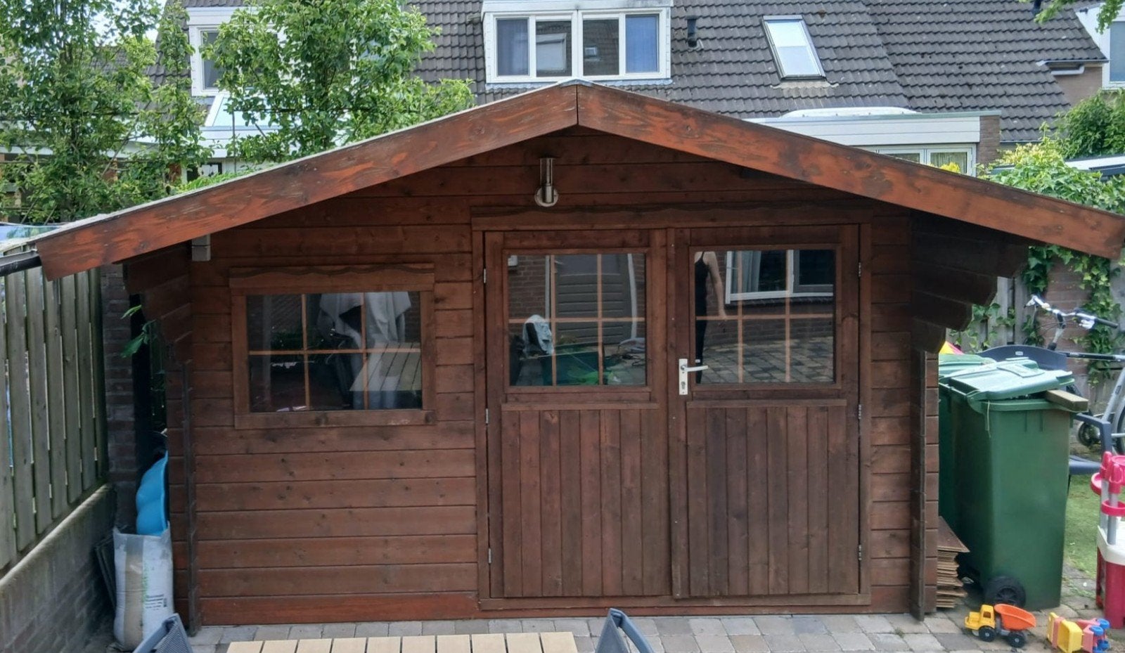 Ruim houten tuinhuisje, Tuin en Terras, Tuinhuizen, Ophalen, 250 tot 500 cm, Schuur, 2 ramen