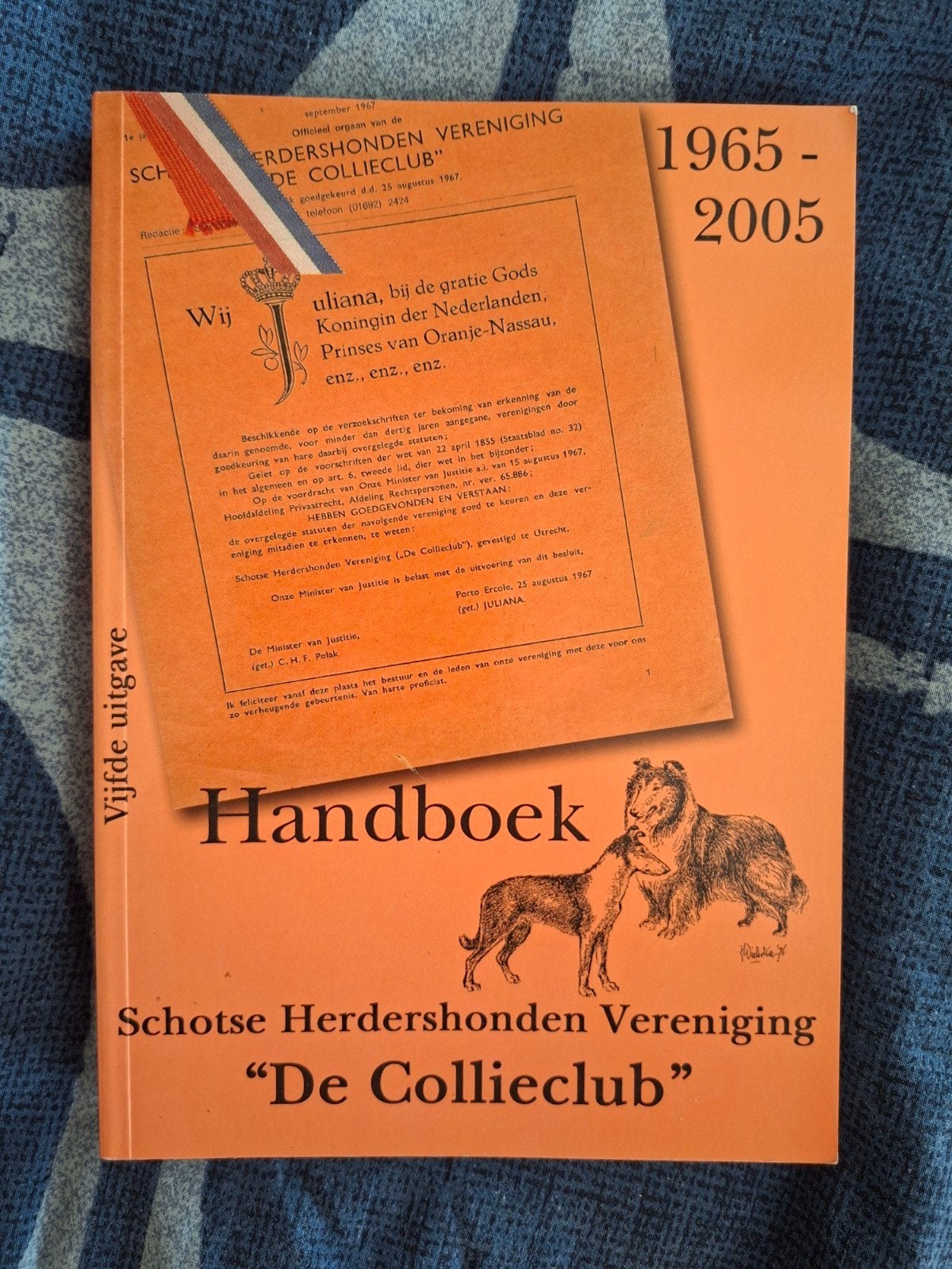 Handboek Collievereniging, Ophalen of Verzenden, Zo goed als nieuw, Honden