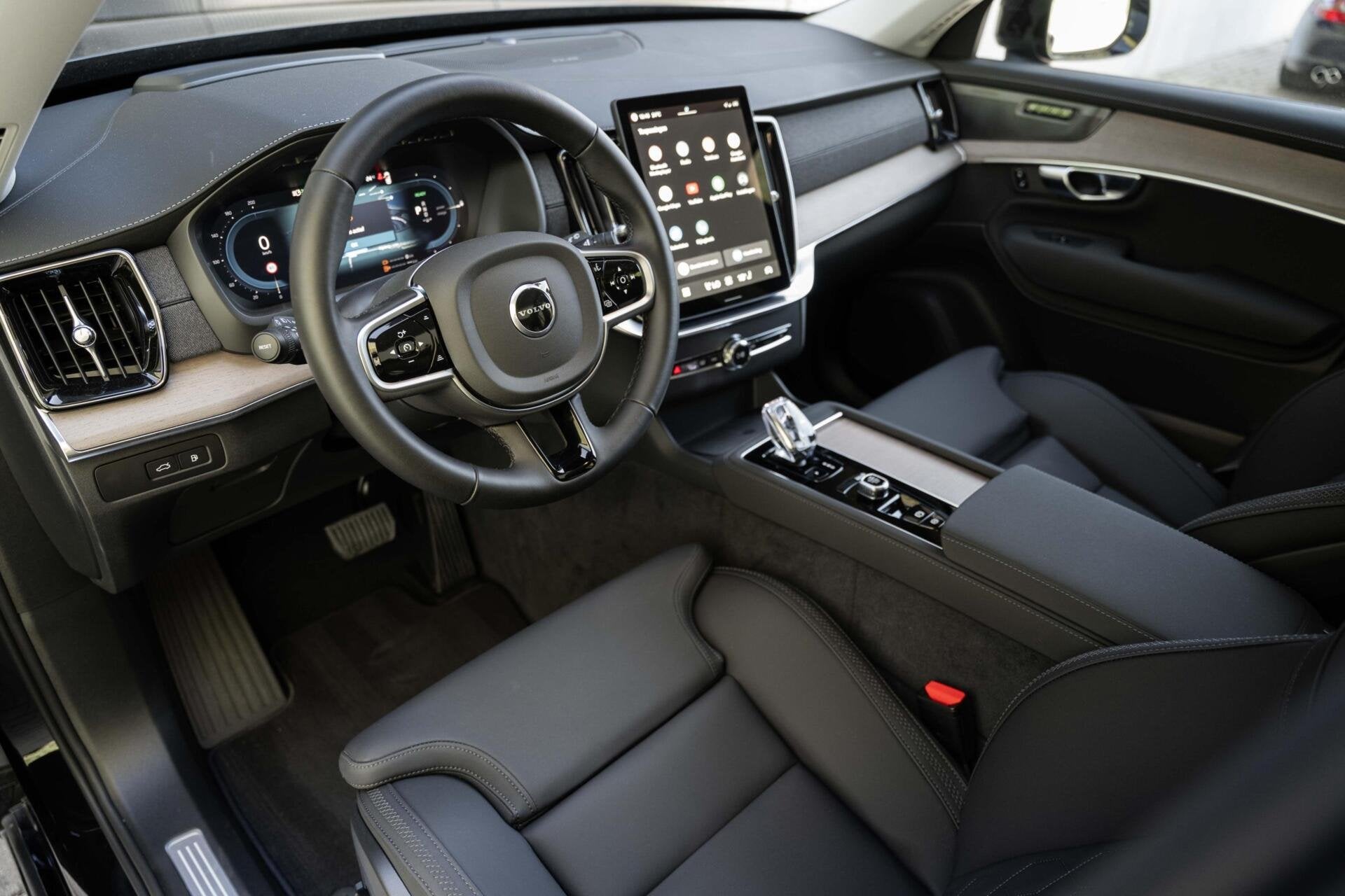 Volvo XC90 T8 Plus Dark Maxton H/K Pano 360c HUD 22'', Adaptive Cruise Control, Gebruikt, Zwart, 4 cilinders