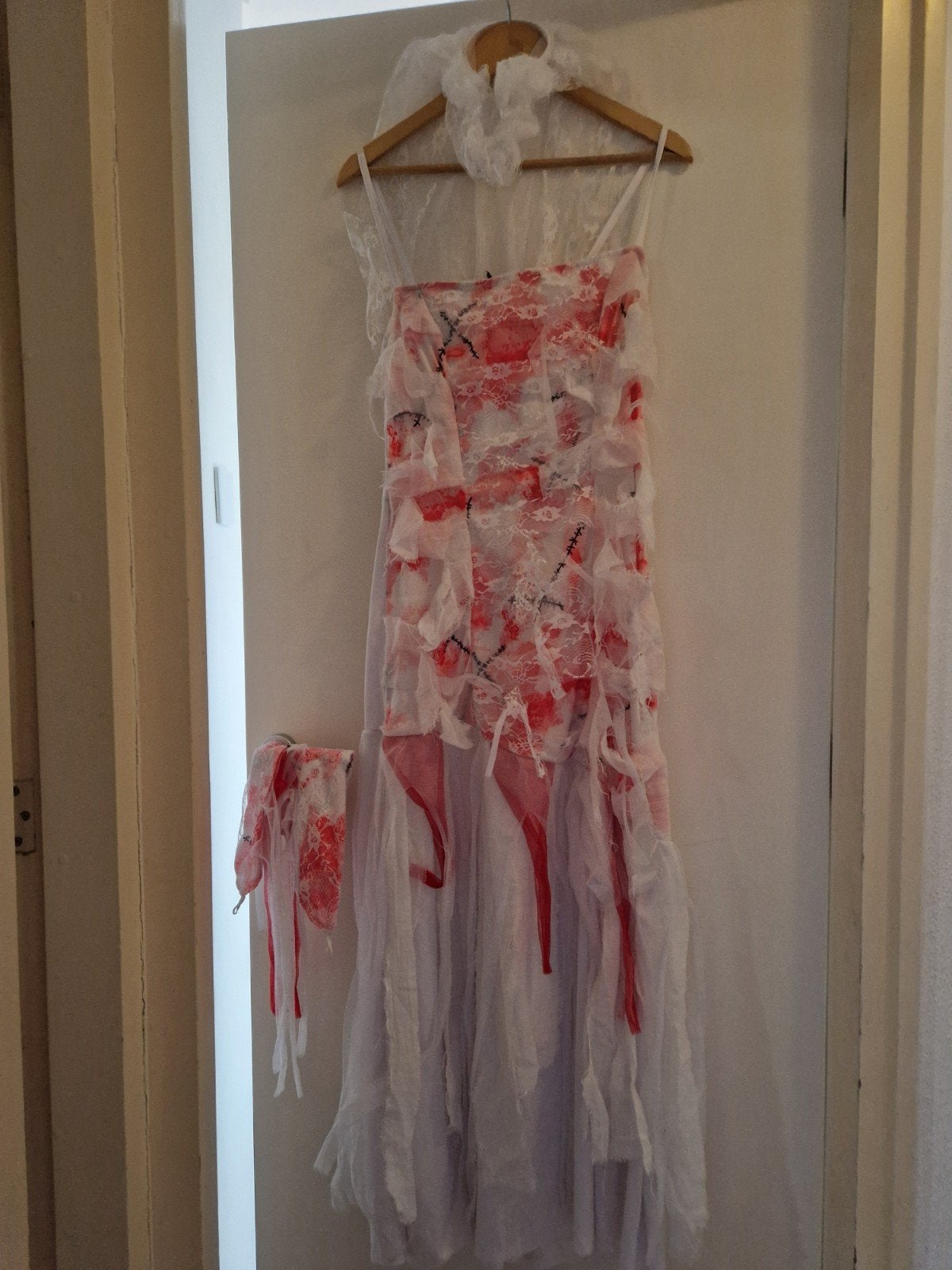 Zombie bruid jurk met mouwtjes en sluier, Maat 46/48 (XL) of groter, Ophalen of Verzenden, Halloween, Kleding