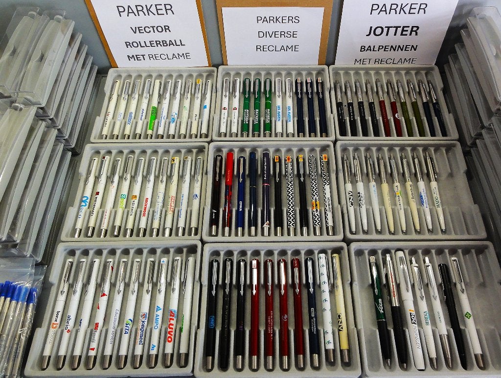 85 X DIVERSE PARKERS MET RECLAME EN DOOSJES, Verzamelen, Gebruikt, Parker, Ophalen of Verzenden, Met doosje