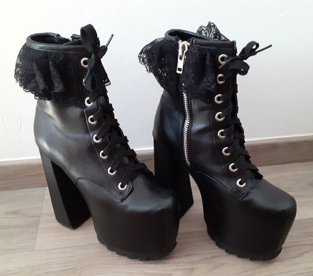 dames victoriaanse goth plateau enkellaarzen Dolls Kill 38, Zwart, Lage of Enkellaarzen, Nieuw, Ophalen of Verzenden