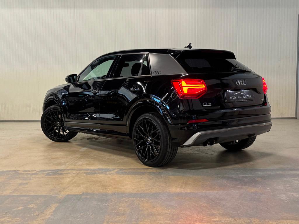 Audi Q2 1.4 TFSI CoD Launch Edition | 3x S-LINE | BLACK OPTI, Gebruikt, 4 cilinders, Leder en Stof, Zwart