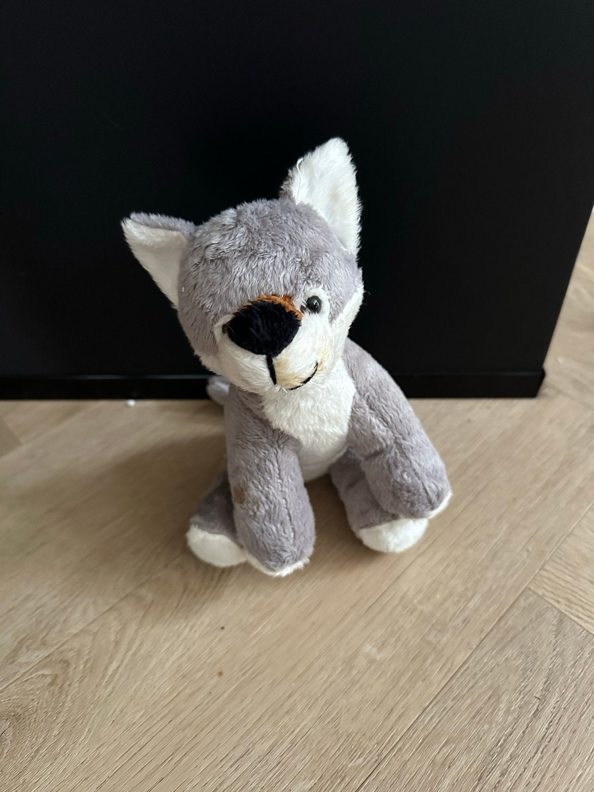 Schattige grijze wolf knuffel, Gebruikt, Overige merken, Overige karakters, Overige typen