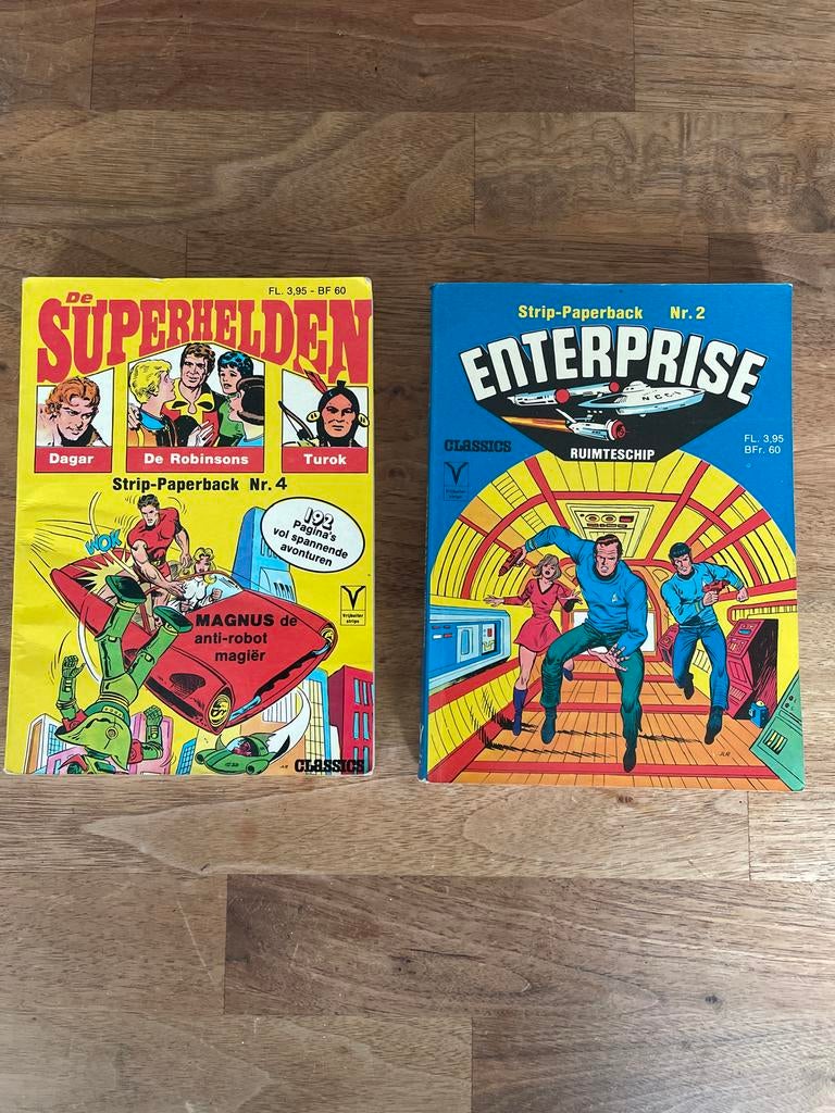 De Superhelden Nr. 4 & Enterprise Nr. 2 Strip-Paperbacks, Boeken, Stripboeken, Meerdere stripboeken, Ophalen of Verzenden, Gelezen