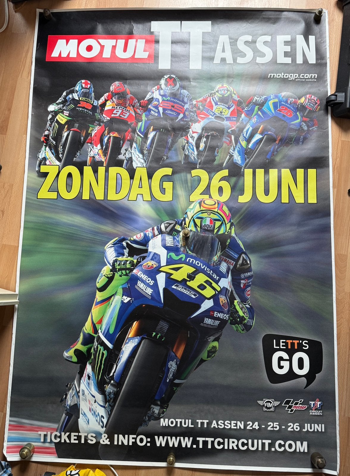 TT Assen MotoGP Poster - Valentino Rossi & Marc Marquez, Ophalen, Rechthoekig Staand, Deurposter of groter, Zo goed als nieuw