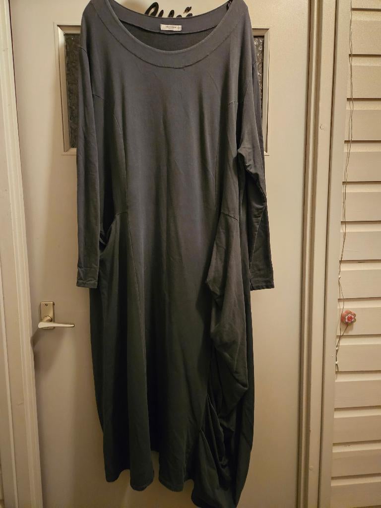 zwart/grijze jurk, Moonshine, maat 3, Kleding | Dames, Jurken, Verzenden, Zwart, Maat 46/48 (XL) of groter, Zo goed als nieuw