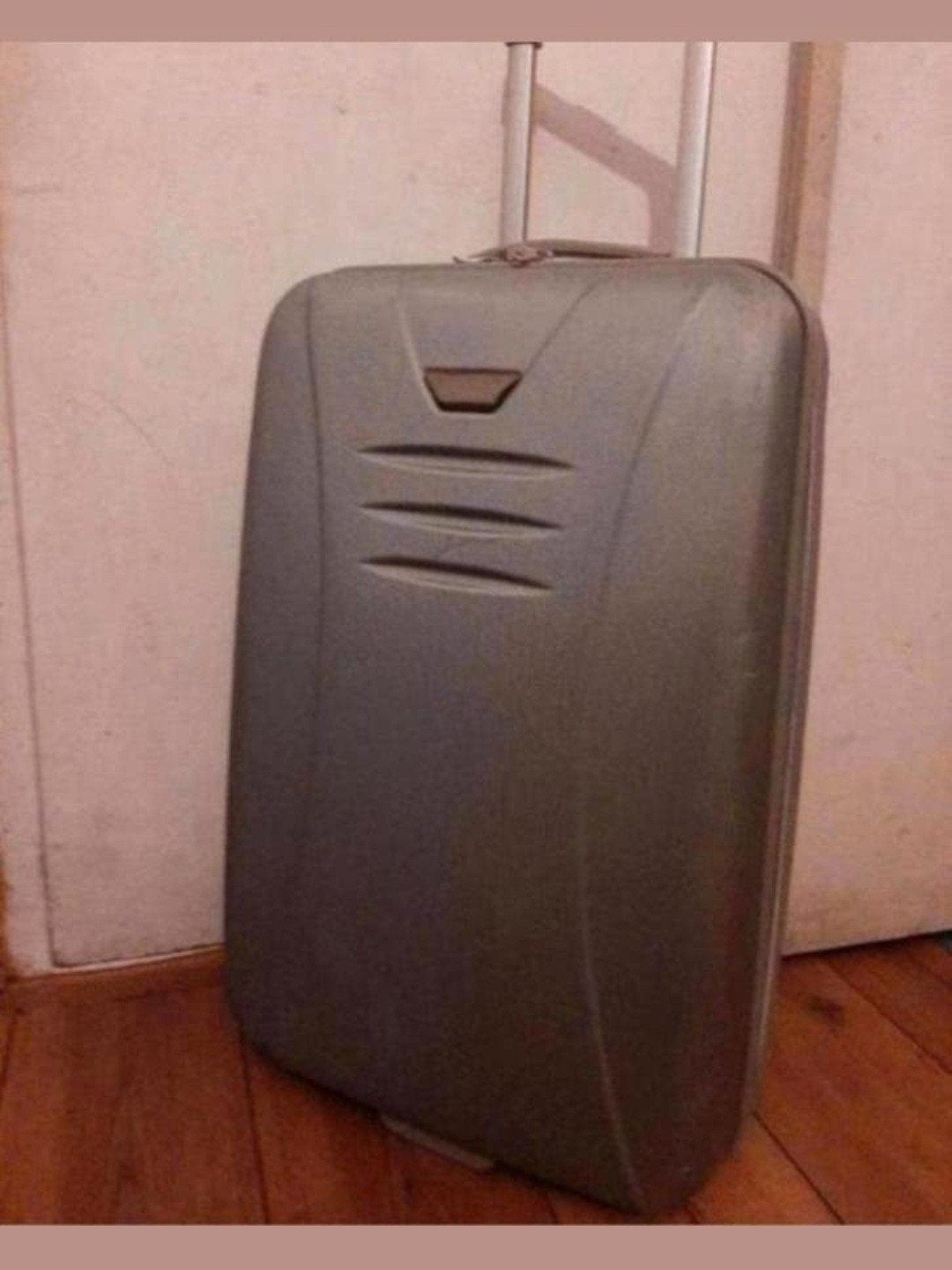 Te koop, LTV merk hard kunststof reiskoffer /Baggage., Ophalen, Hard kunststof