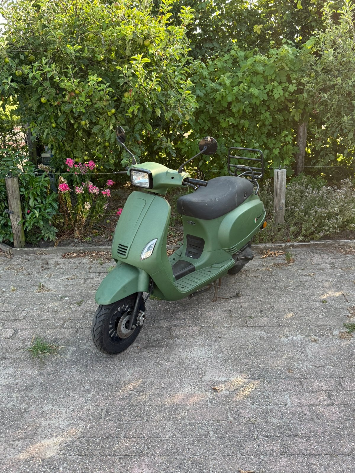 La Souris Sourini R scooter 2021 -blauw kenteken, Zo goed als nieuw, Benzine, Ophalen, Overige merken