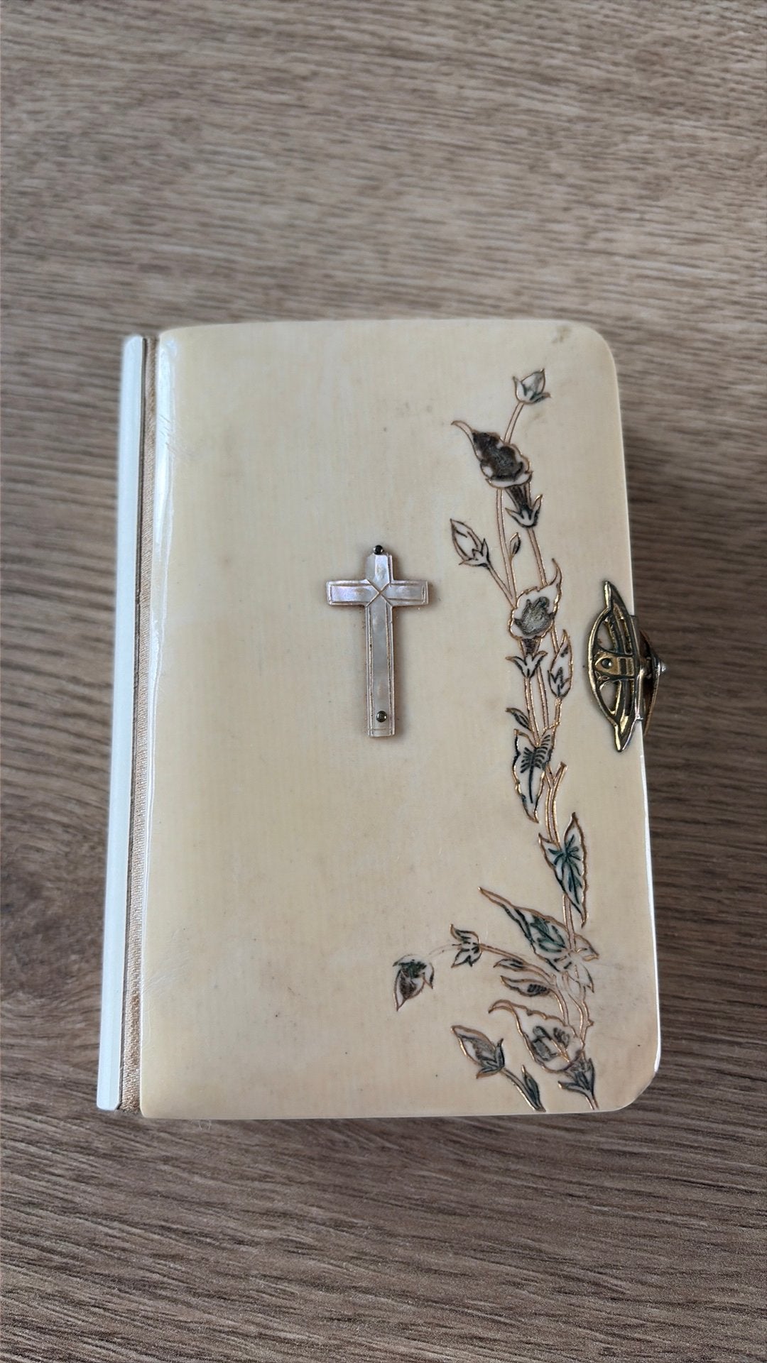 Antiek Gebedenboekje met Parelmoer Kruisje, Antiek en Kunst, Antiek | Religie, Ophalen of Verzenden
