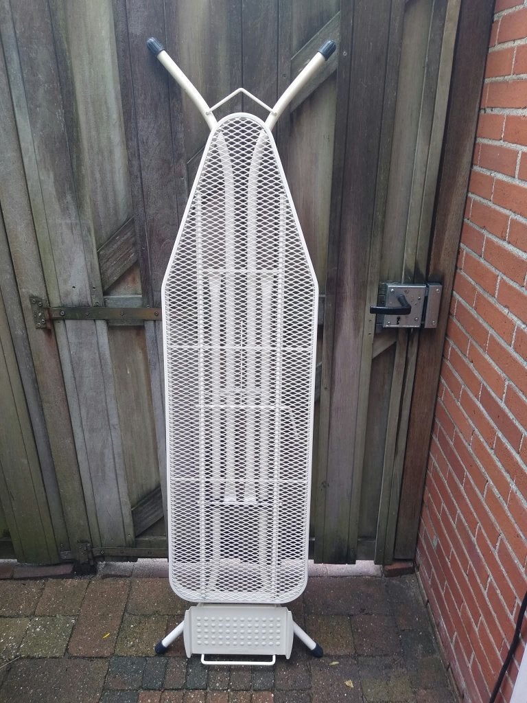 strijkplank, Ophalen, Zo goed als nieuw, Draadloos strijkijzer