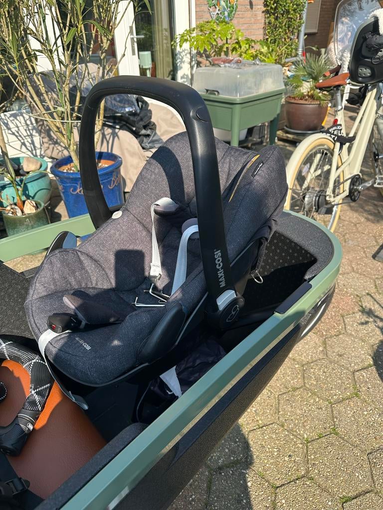 Maxi-Cosi Pebble+ Sandblack I-Size Isofix autostoeltje, Ophalen, Zo goed als nieuw, Isofix, 0 t/m 13 kg