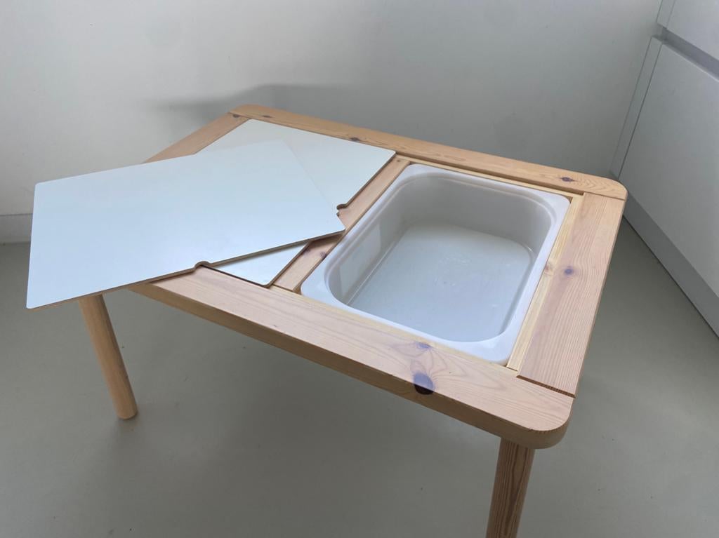 Ikea Flisat Speeltafel kindertafel met bakken, Kinderen en Baby's, Kinderkamer | Tafels en Stoelen, Ophalen, Gebruikt, Tafel(s)