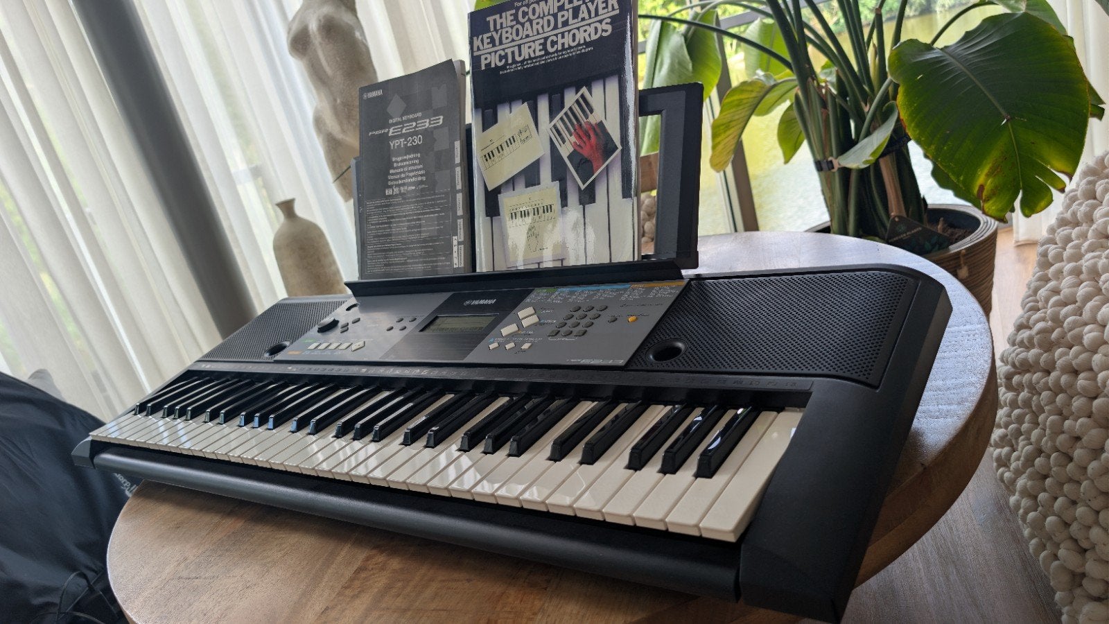 Yamaha YPT-230/PSR-E233 Digitaal Keyboard + Boek, Muziek en Instrumenten, Ophalen, Zo goed als nieuw, 61 toetsen, Yamaha