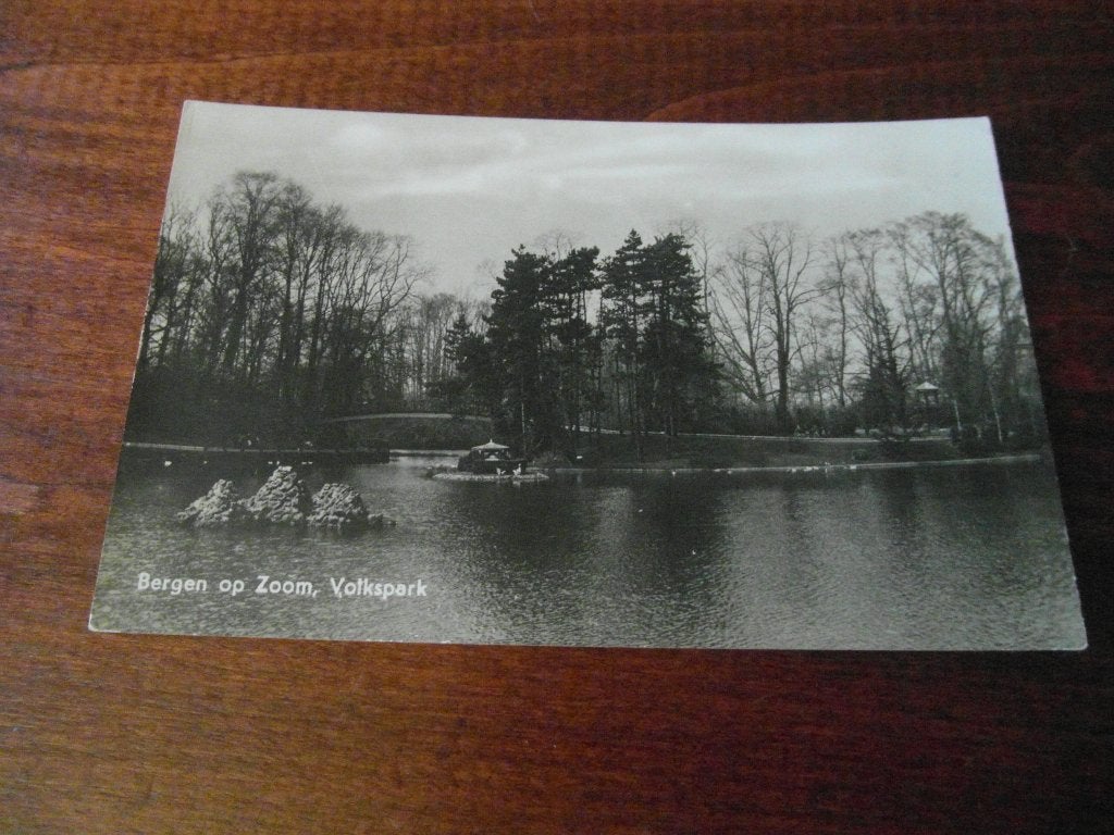 H72 - Bergen op Zoom - Volkspark - Mooi/Oud, Ophalen of Verzenden, 1920 tot 1940, Noord-Brabant