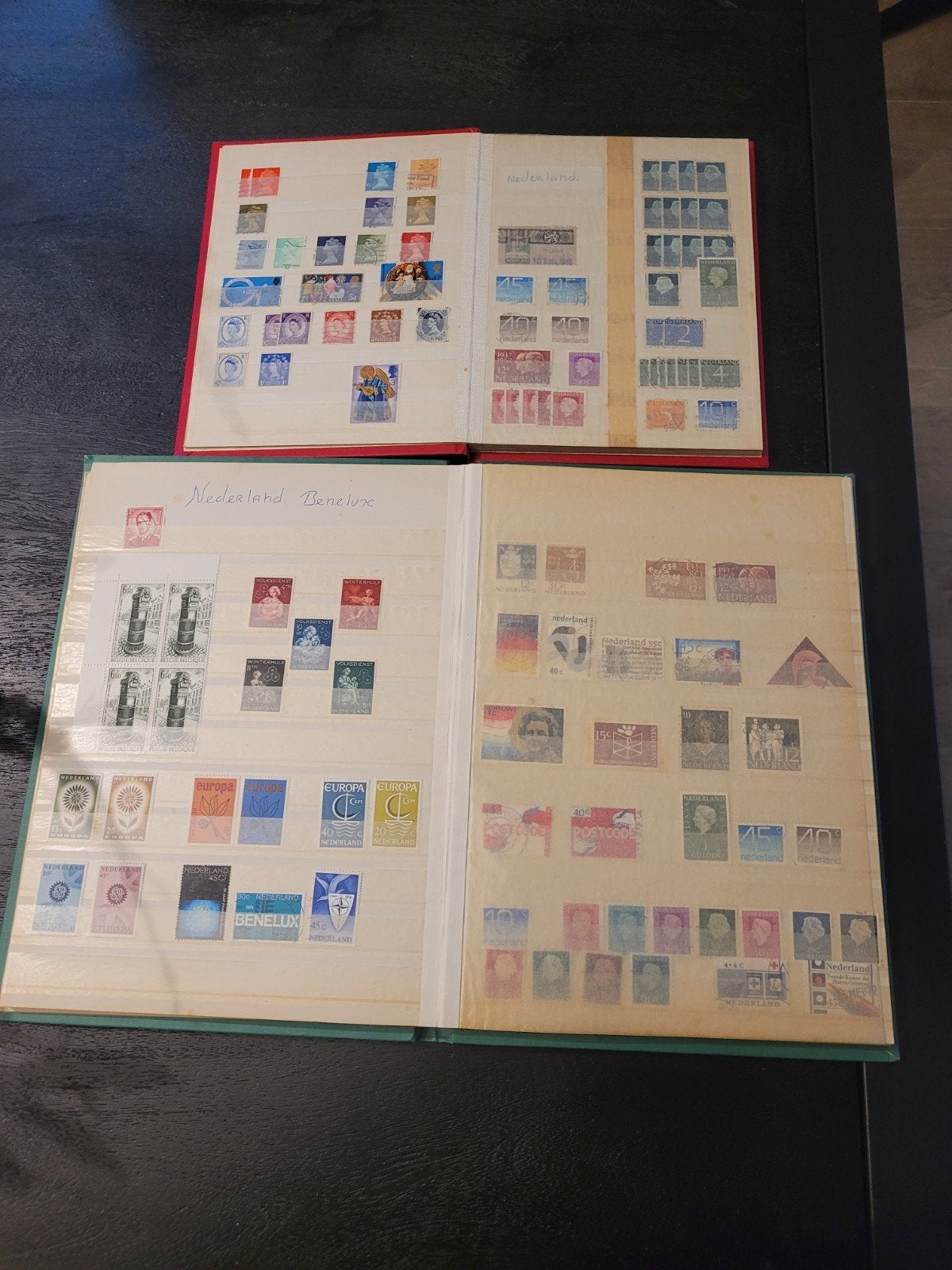 Diverse postzegels in 2 albums (Nederland & Internationaal), Ophalen of Verzenden, Na 1940, Gestempeld