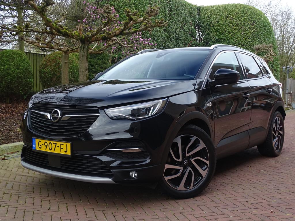 Opel Grandland X 1.2 Turbo Executive 1ste eig Trekhaak Nw.st, Auto's, Opel, Voorwielaandrijving, Gebruikt, 1199 cc, Zwart