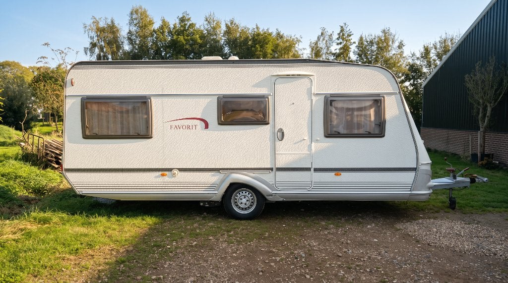 LMC 530 K1 | Zeer nette caravan | BOVAG | Stalling, Rondzit, Bedrijf, Fietsenrek, 5 tot 6 meter