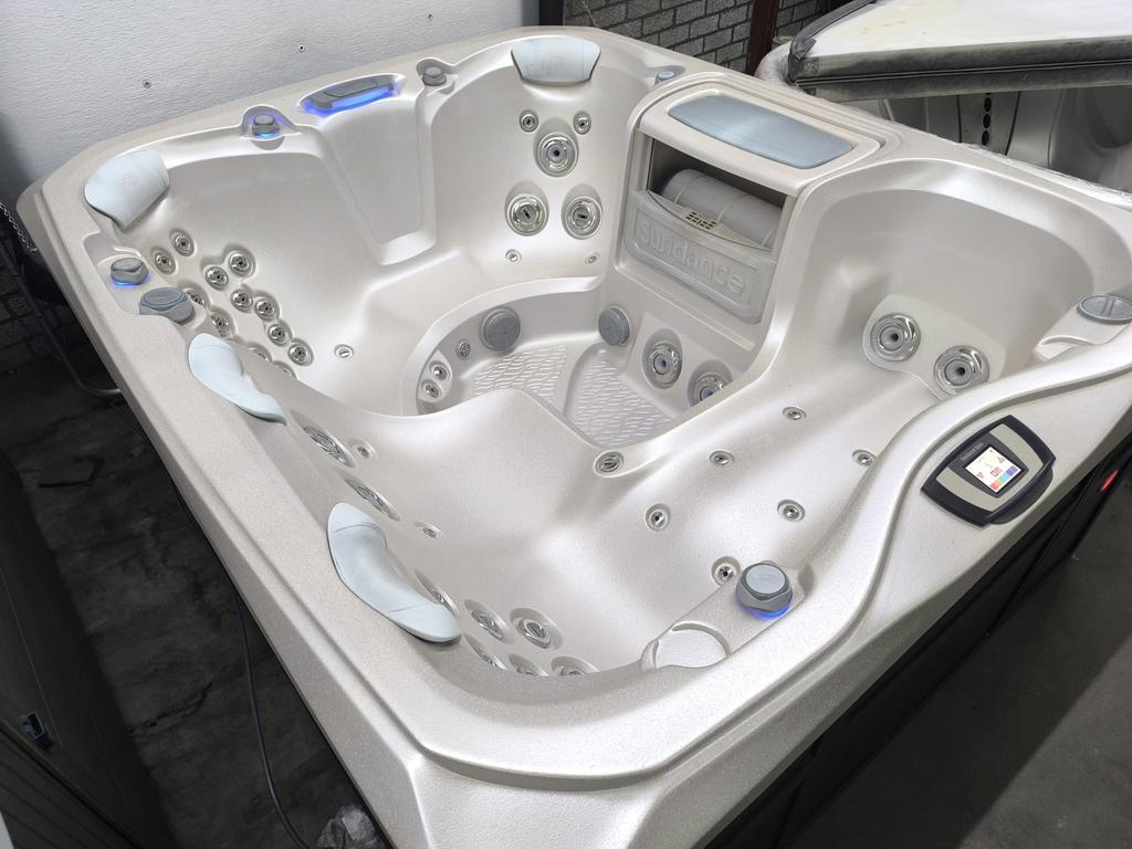Sundance jacuzzi, Ophalen of Verzenden, Zo goed als nieuw