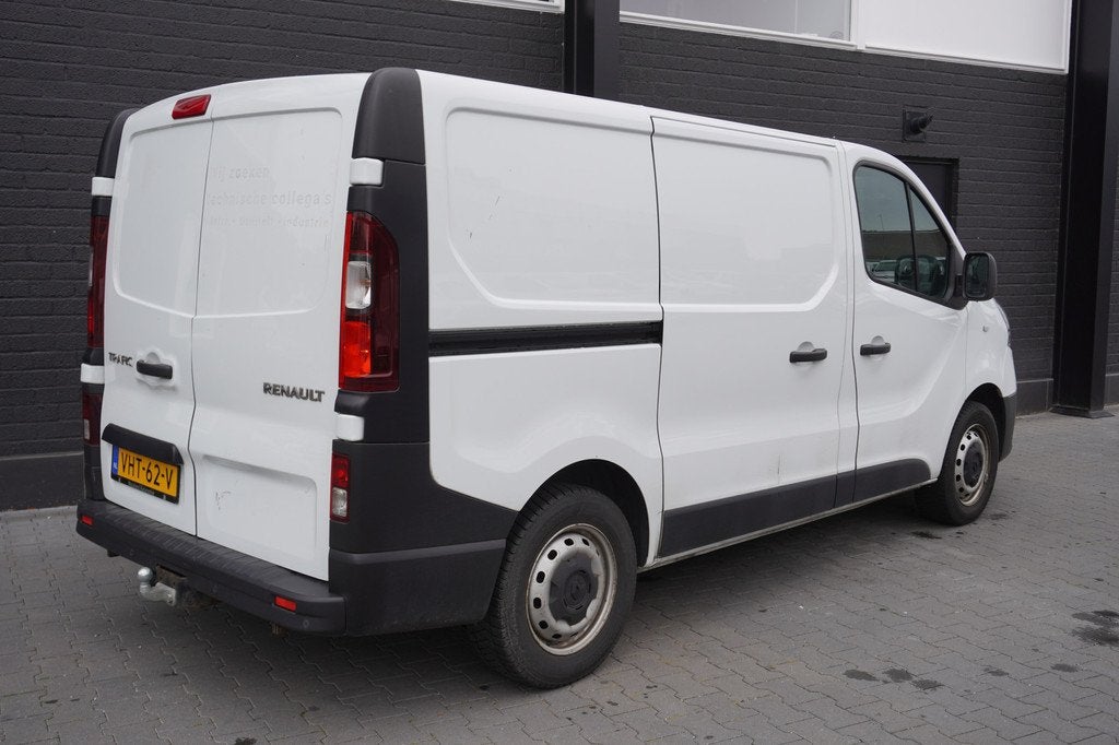 Renault Trafic 2.0 dCi 120PK EURO 6 - Airco - Navi - Cruise, Auto's, Bestelauto's, Voorwielaandrijving, Gebruikt, 4 cilinders