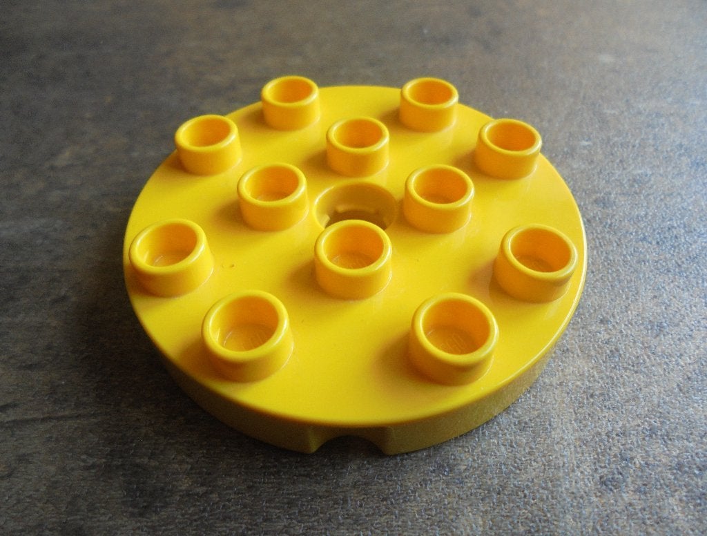 Lego Duplo Plate 4x4 Round with Hole (zie foto's), Ophalen of Verzenden, Gebruikt, Losse stenen, Duplo