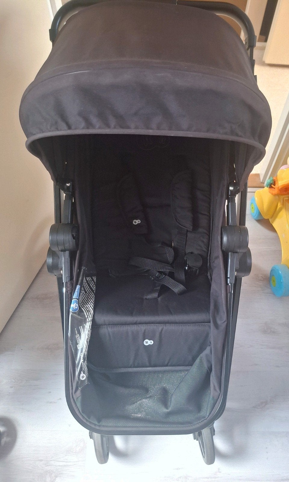 kinderkraft kinderwagen in de kleur zwart., Kinderen en Baby's, Buggy's, Ophalen, Gebruikt