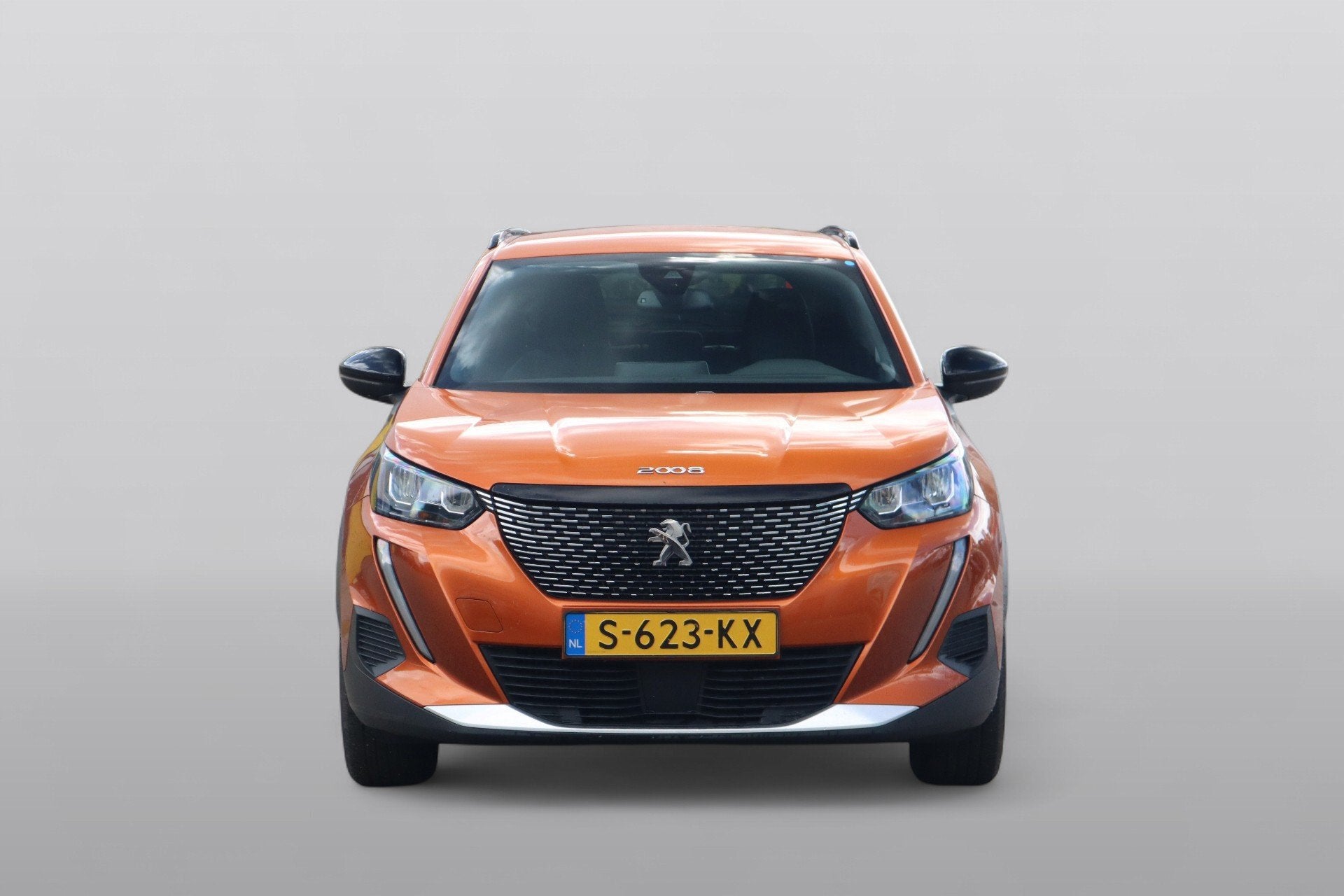 Peugeot 2008 1.2 PureTech Allure Clima CarPlay Cruise LED, Auto's, Dealer onderhouden, 101 pk, Gebruikt, Leder en Stof