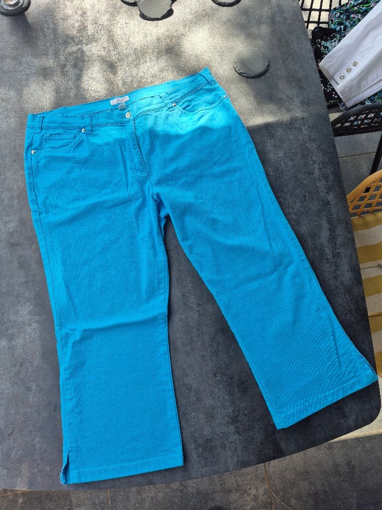Prachtige turquoise capri-broek van Laura Kent Collection, Blauw, Maat 46/48 (XL) of groter, Ophalen of Verzenden, Zo goed als nieuw