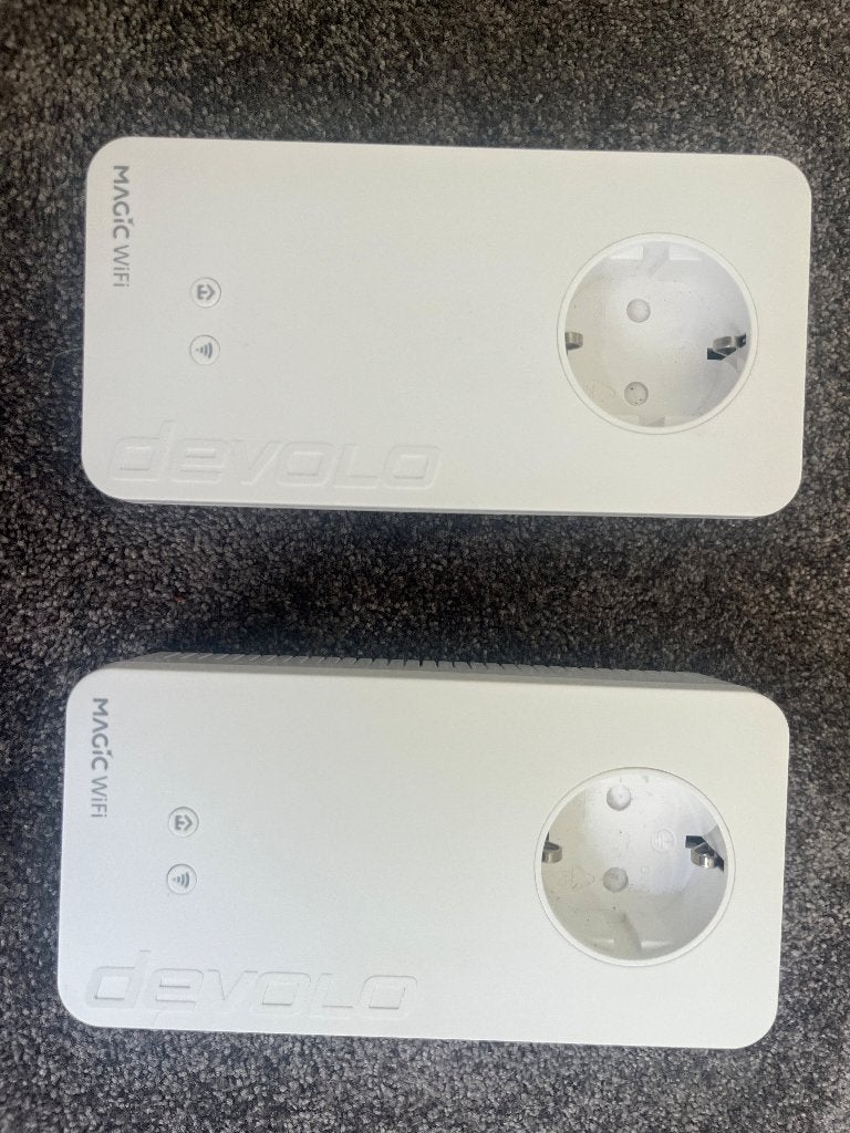 2 stuks Devolo Magic 2 WiFi Next powerline adapters, Computers en Software, WiFi-versterkers, Ophalen of Verzenden, Gebruikt, Devolo