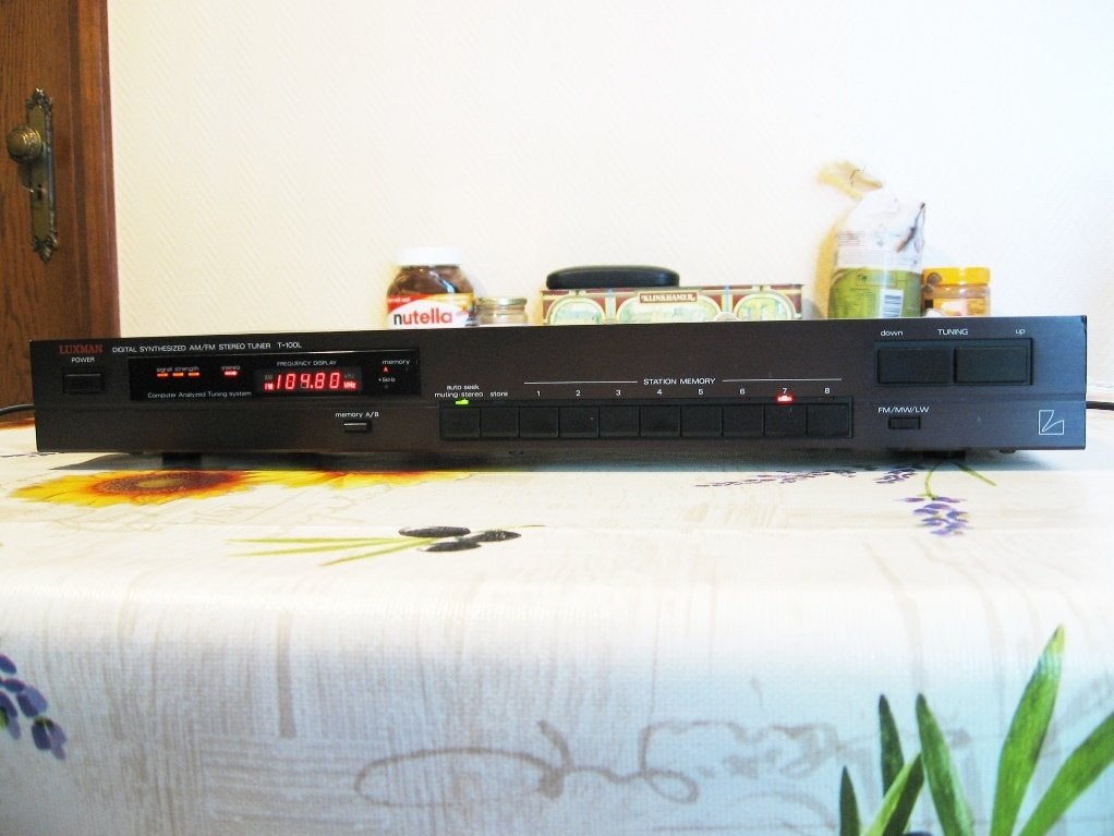 Luxman T-100L tuner serviced, Ophalen of Verzenden, Gebruikt